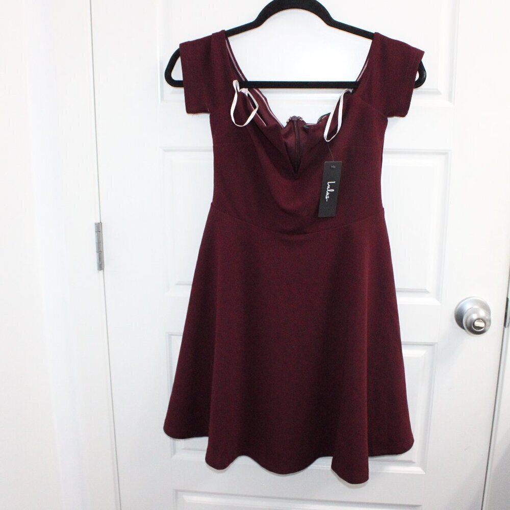LULUS Burgundy‎ Off-the-Shoulder Skater A-Line Mini Dress Size S New